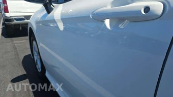 2025 Toyota Camry LE - miniatura 25