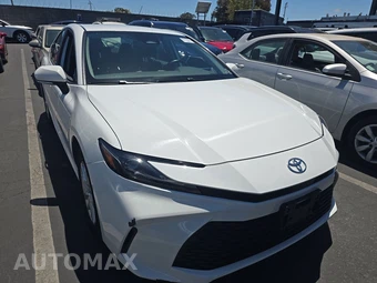 2025 Toyota Camry LE - miniatura 3