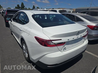 2025 Toyota Camry LE - miniatura 6