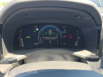 2025 Toyota Camry LE - miniatura 18