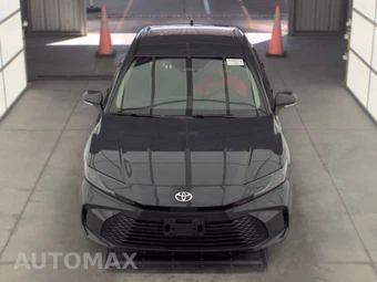 2025 Toyota Camry LE - miniatura 2