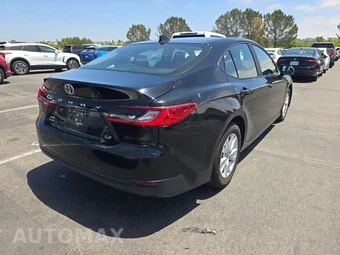 2025 Toyota Camry LE - miniatura 4
