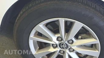 2025 Toyota Camry LE - miniatura 35