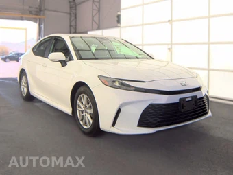 2025 Toyota Camry LE - miniatura 4