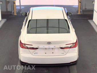 2025 Toyota Camry LE - miniatura 6