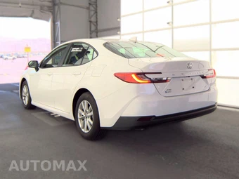 2025 Toyota Camry LE - miniatura 8