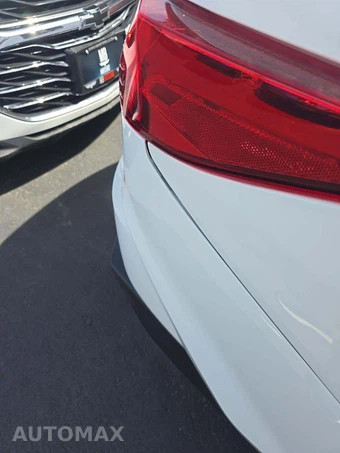 2025 Toyota Camry LE – miniatura 19