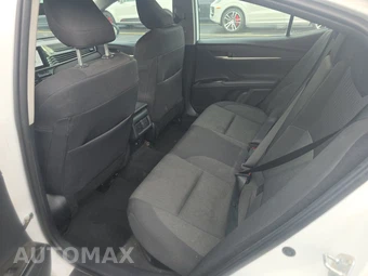 2025 Toyota Camry LE - miniatura 19