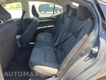 2025 Toyota Camry LE - miniatura 19