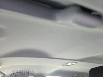 2025 Toyota Camry LE - miniatura 20