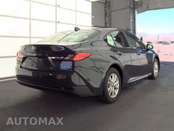2025 Toyota Camry LE - miniatura 5