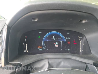 2025 Toyota Camry LE - miniatura 18