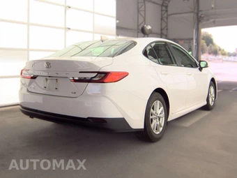 2025 Toyota Camry LE - miniatura 5
