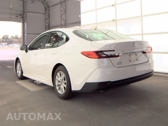 2025 Toyota Camry LE - miniatura 8