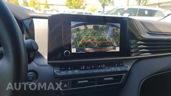 2025 Toyota Camry LE – miniatura 24