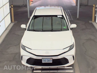 2025 Toyota Camry LE - miniatura 2