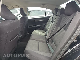 2025 Toyota Camry LE - miniatura 19