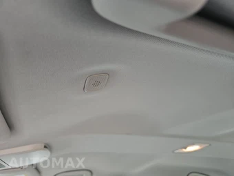 2025 Toyota Camry LE - miniatura 20