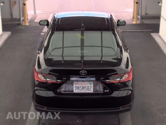 2025 Toyota Camry LE - miniatura 6