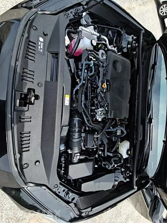 2025 Toyota Camry LE - miniatura 21