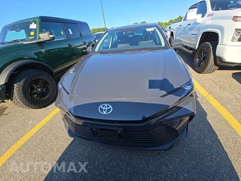 2025 Toyota Camry LE - miniatura 2