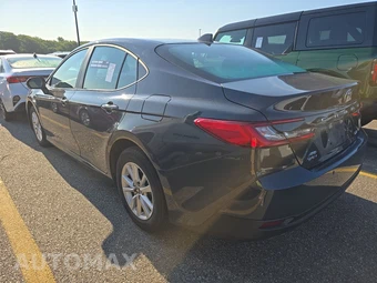 2025 Toyota Camry LE - miniatura 6