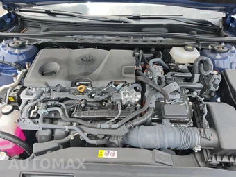 2025 Toyota Camry SE - miniatura 15