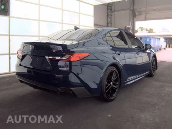 2025 Toyota Camry SE - miniatura 4