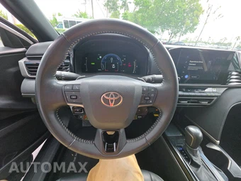2025 Toyota Camry SE - miniatura 16