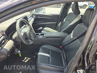2025 Toyota Camry SE - miniatura 13