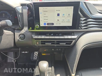 2025 Toyota Camry SE - miniatura 11