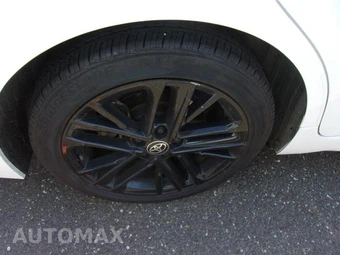 2025 Toyota Camry SE - miniatura 7