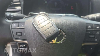 2025 Toyota Camry SE - miniatura 22