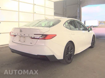 2025 Toyota Camry SE - miniatura 4