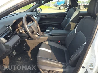 2025 Toyota Camry SE - miniatura 7