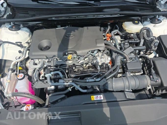 2025 Toyota Camry SE - miniatura 15