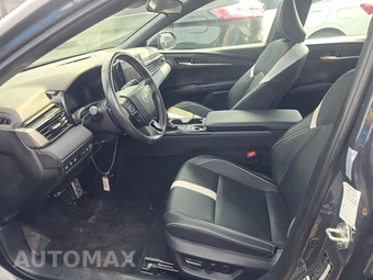 2025 Toyota Camry SE - miniatura 7