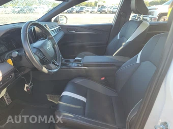 2025 Toyota Camry SE - miniatura 7