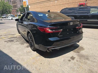 2025 Toyota Camry SE - miniatura 2