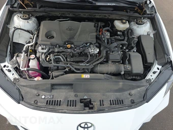 2025 Toyota Camry SE - miniatura 15