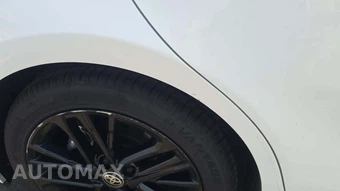 2025 Toyota Camry SE - miniatura 21