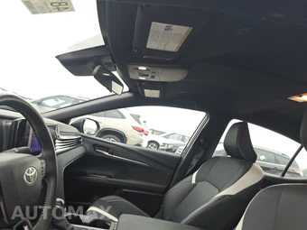 2025 Toyota Camry SE - miniatura 17