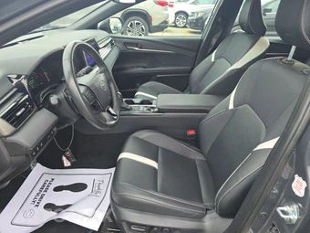 2025 Toyota Camry SE - miniatura 7