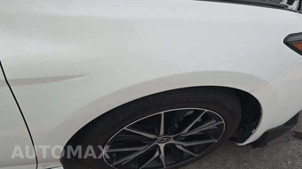 2025 Toyota Camry SE - miniatura 19