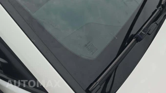 2025 Toyota Camry SE - miniatura 30