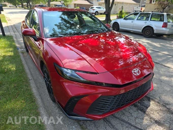 2025 Toyota Camry SE - miniatura 4