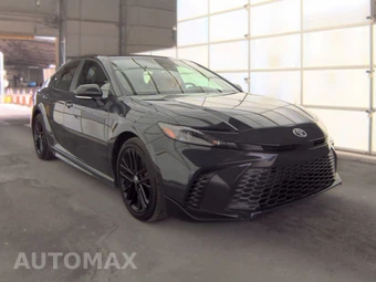 2025 Toyota Camry SE – miniatura 3