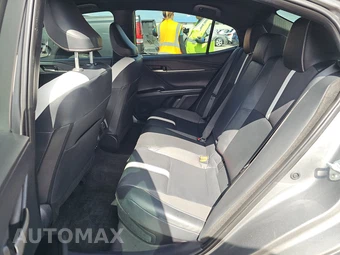 2025 Toyota Camry SE - miniatura 13