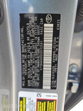 2025 Toyota Camry SE - miniatura 14