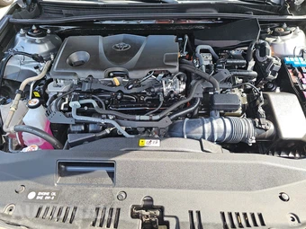 2025 Toyota Camry SE - miniatura 15